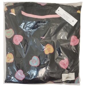 Character Sweatshirt Women Valentine's Day Sweethearts NWT